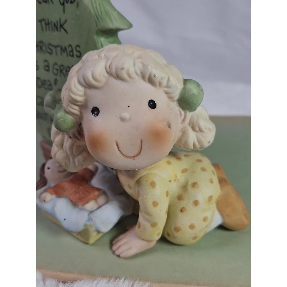 1983 Enesco Dear God Kids Merry Christmas Tree Prayer Baby Jesus Figurine